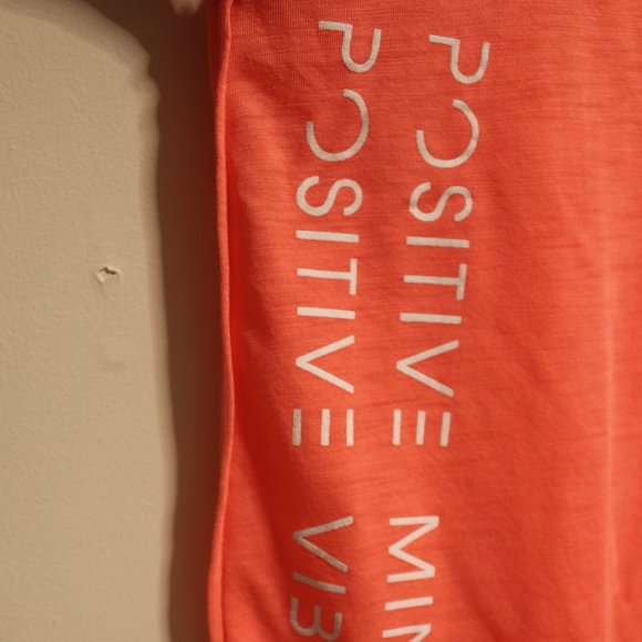 Old Navy Positive Vibes Pink Activewear Tank Top - Picture 4 of 6